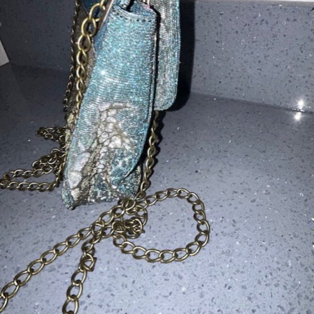 FLYING TOMATO ANTHROPOLOGIE Teal Shiny Sparkly Shoulder Bag Purse Cute! - Picture 8 of 8